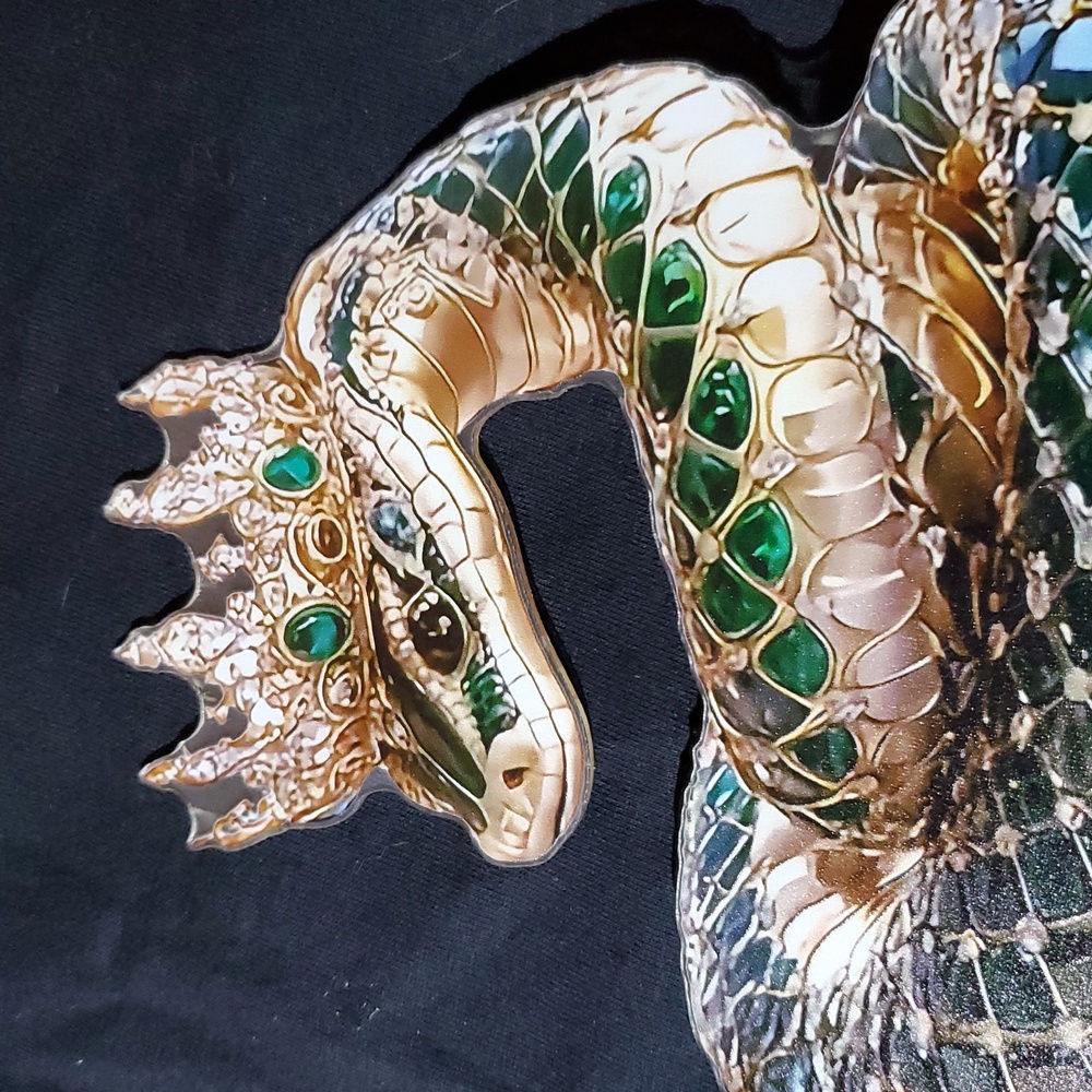 Green‎ and Gold Snake with Crown - Picture 2 of 6